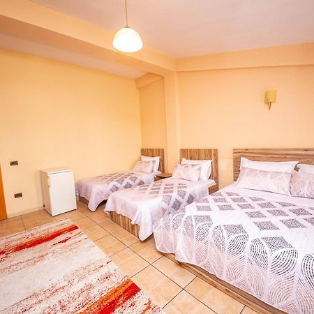 Galante Hotel Durrës Kültér fotó