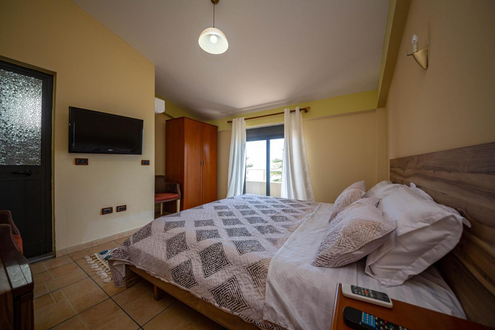 Galante Hotel Durrës Szoba fotó