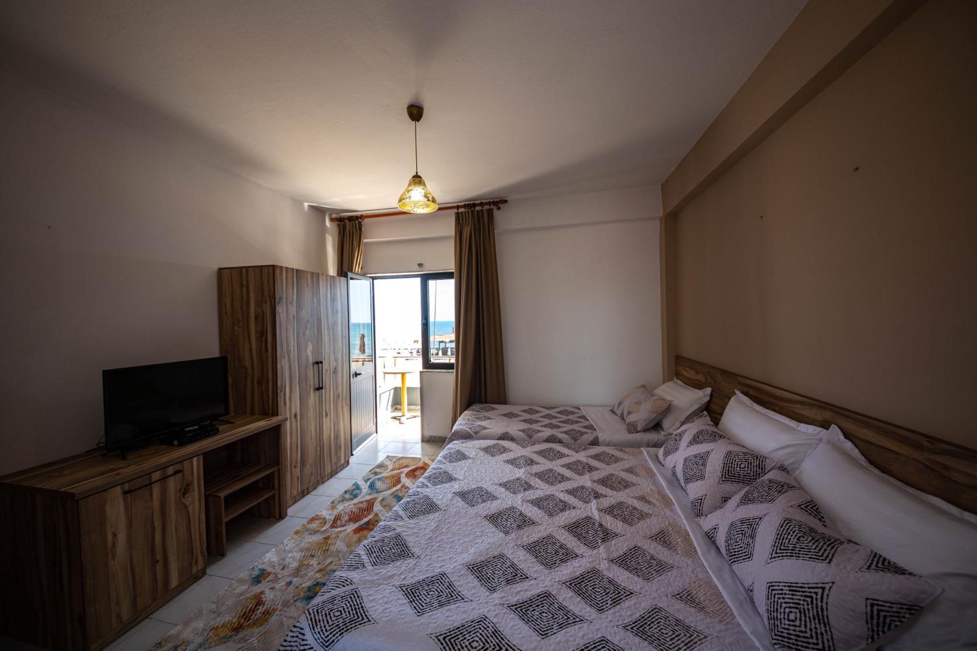 Galante Hotel Durrës Szoba fotó